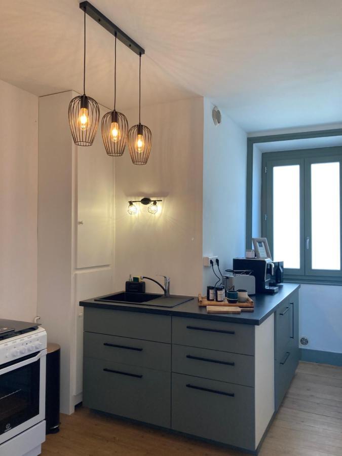 My Boutique Guesthouse - Fabulous Suites 10 Min A7 - Anneyron Dış mekan fotoğraf